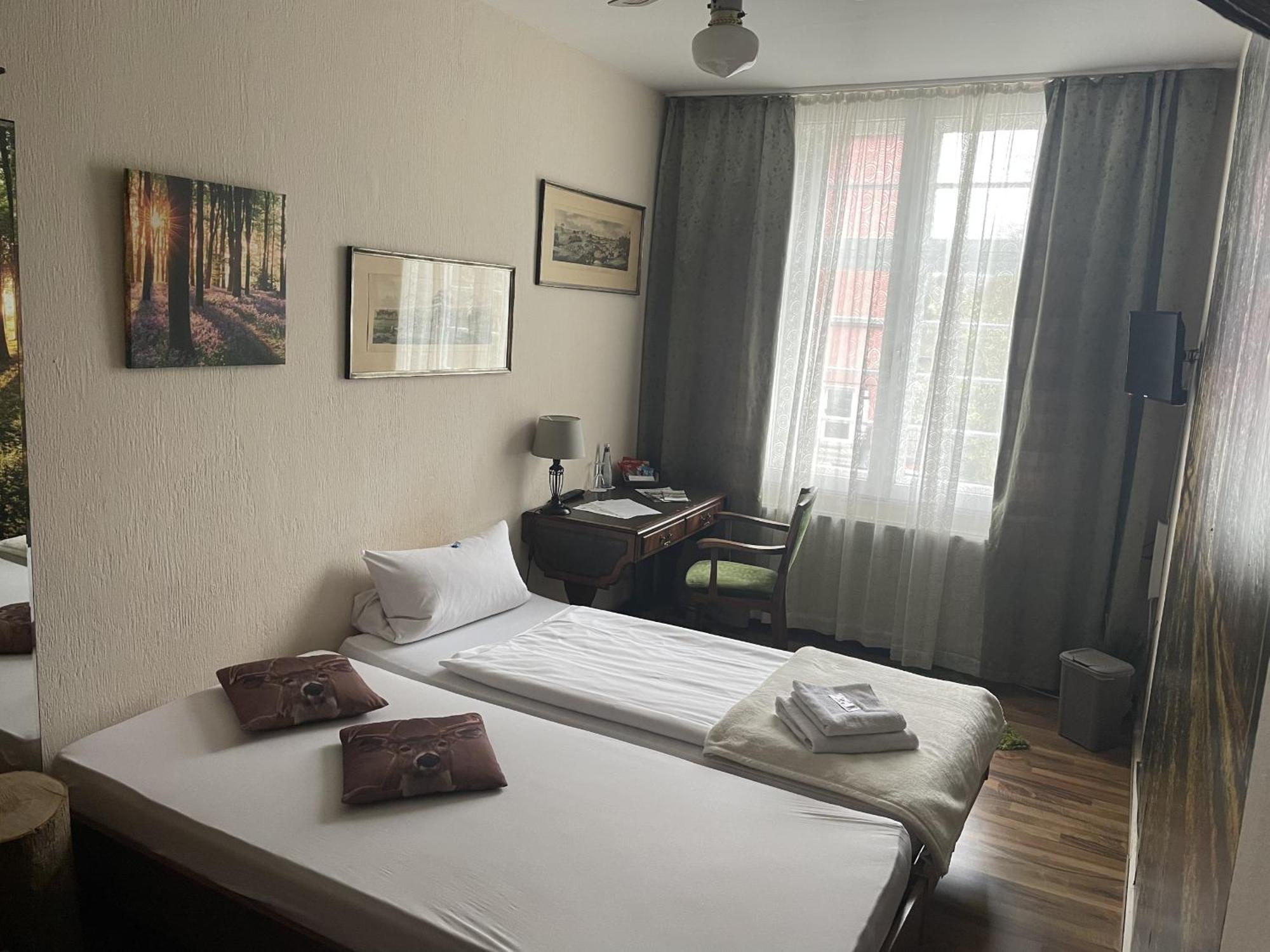 Hotel Jaegerhof Kettwig Essen Camera foto